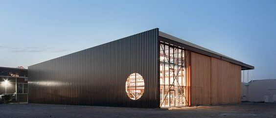 Pre-engineering building